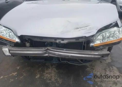 2000 Honda Accord 2.3 Ex from USA, damaged, VIN 1HGCG5653YA054389